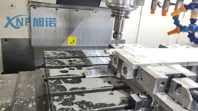 小黄片入口链接零部件选择CNC加工原因.jpg